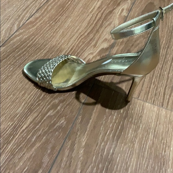 Marc Fisher Metallic Gold Weave Sandal - Picture 4 of 6